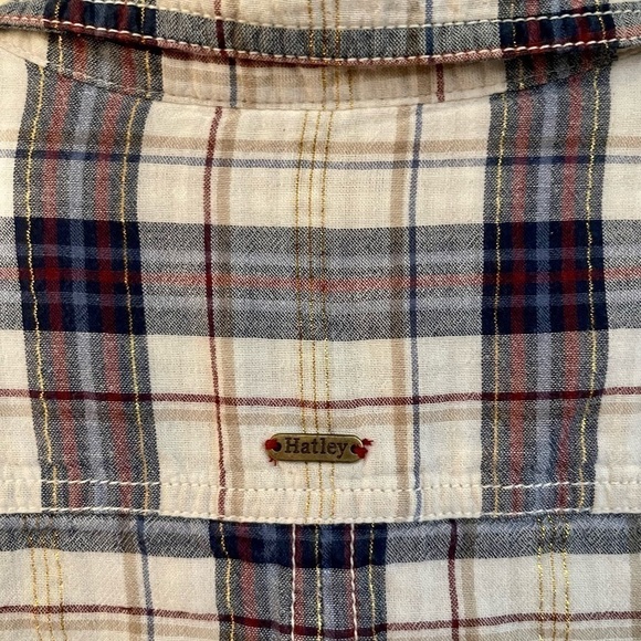 HATLEY, WOMENS PLAID, LONG SLEEVE, BUTTON DOWN SHIRT. ROLLUP SLEEVES. SIZE M. - Picture 4 of 8